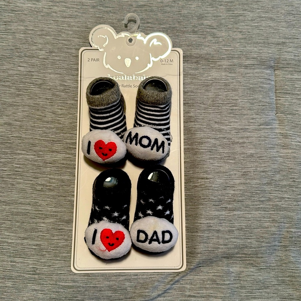 Rattle socks 6-12 months